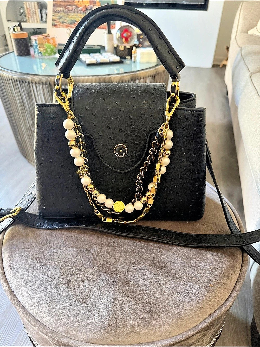 New Louis Vuitton Capucines Black Ostrich Bag Purse Gold Chain Pearl Lock Chain